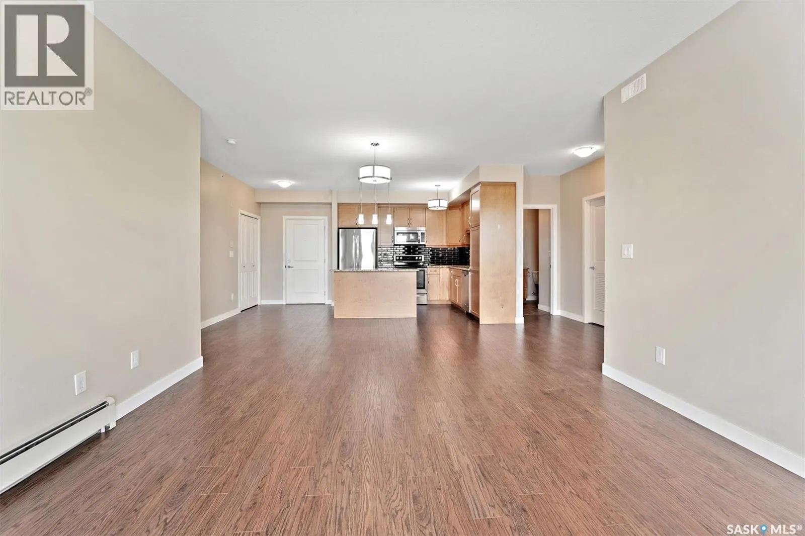 308 1015 Moss AVENUE