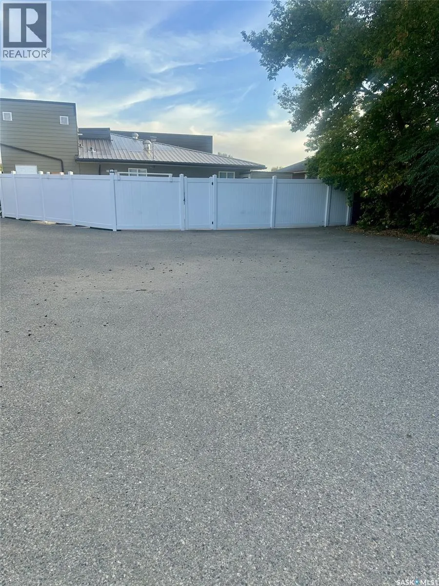 106 Central STREET E