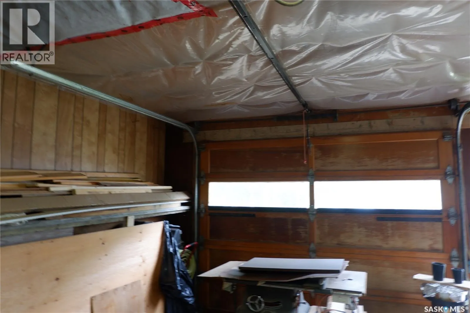 123 5TH AVENUE W