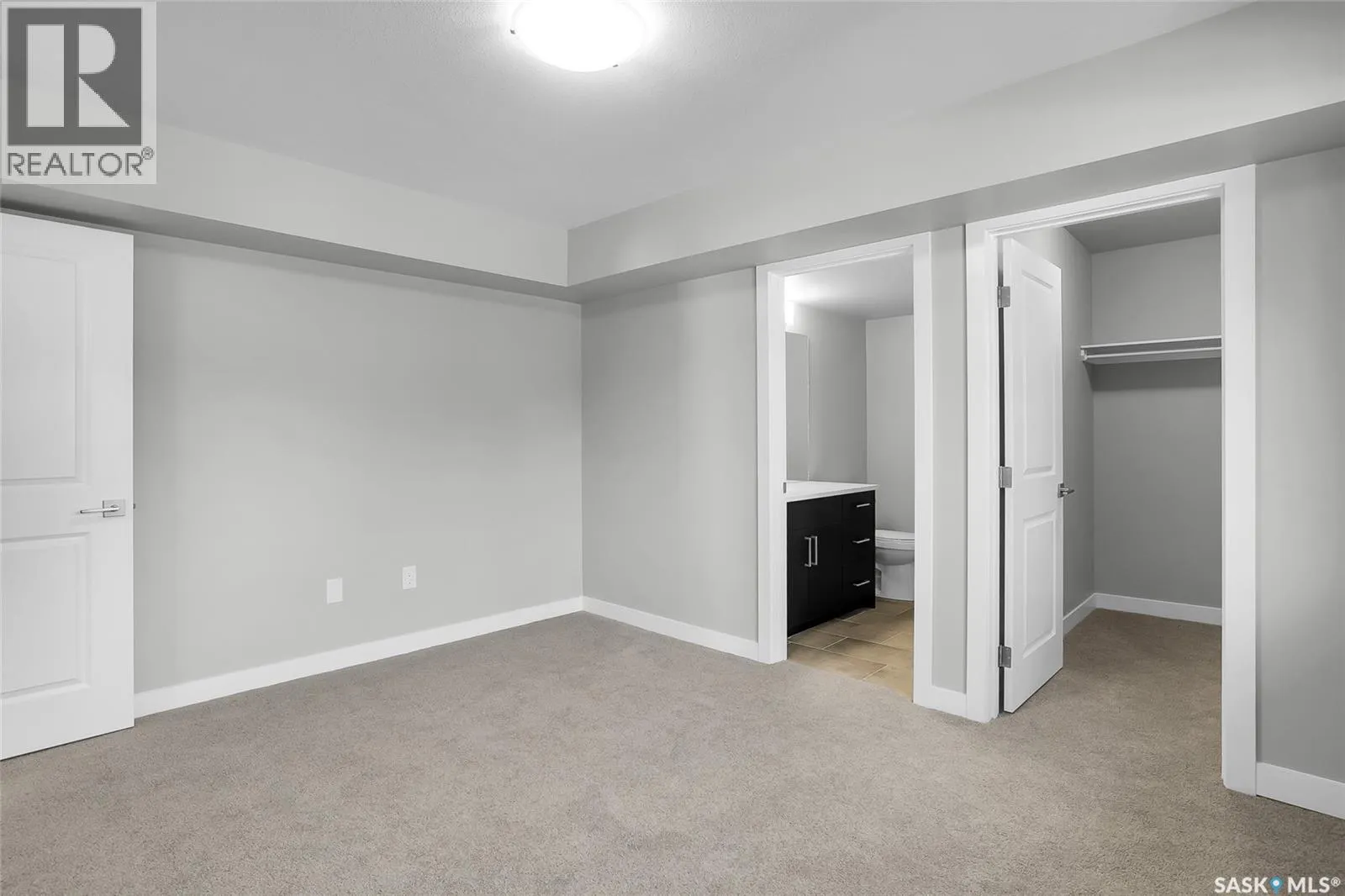 109 318 108th STREET W