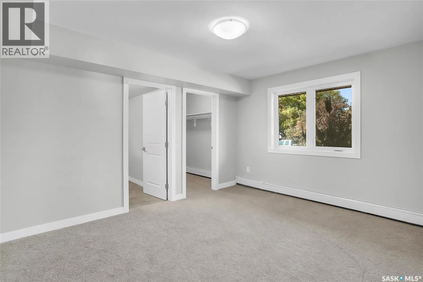 109 318 108th STREET W