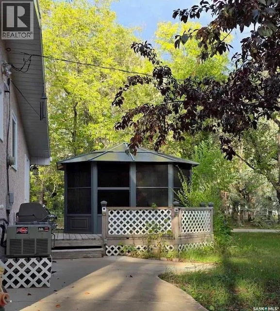 474 Pine DRIVE