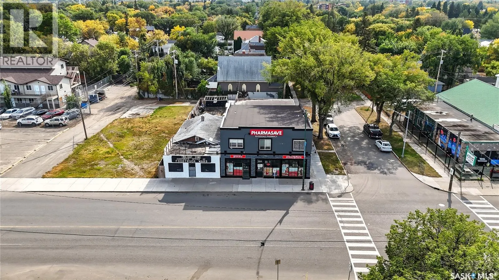 839 20th STREET W