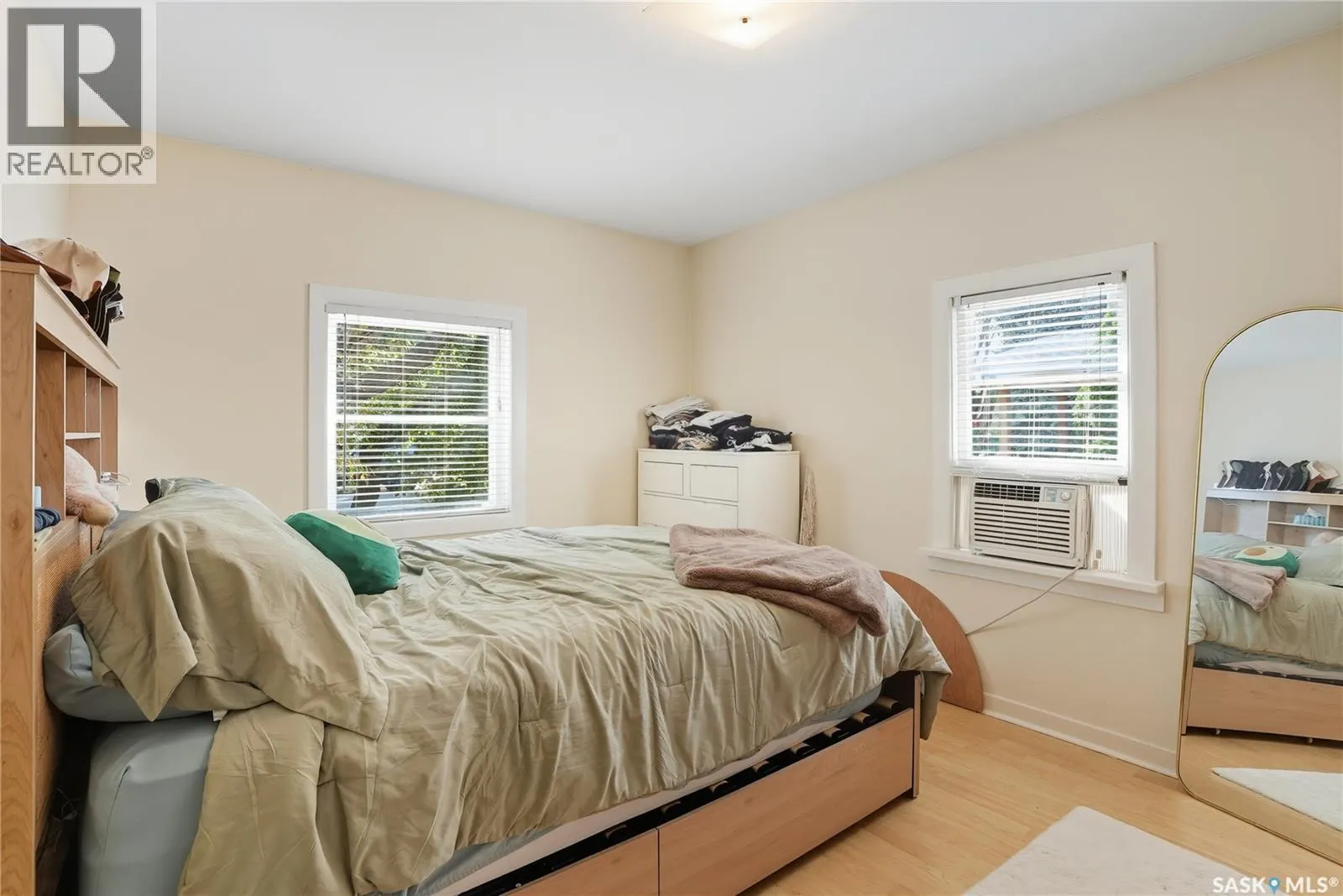 114 107th STREET W