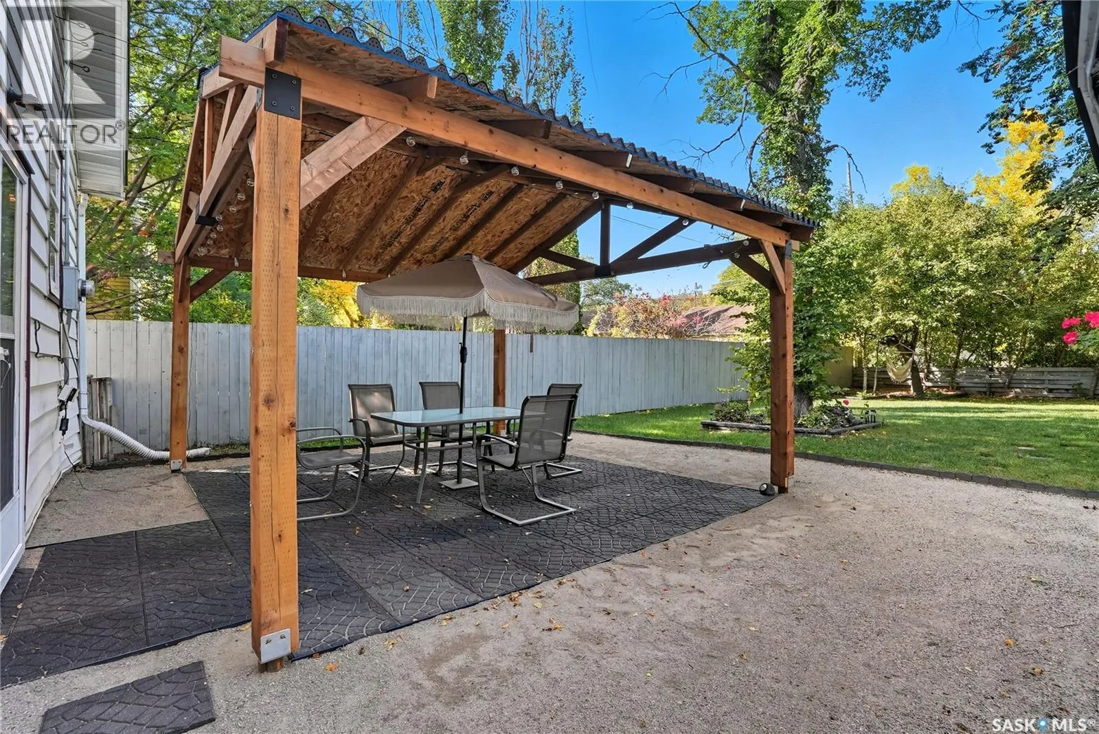 114 107th STREET W