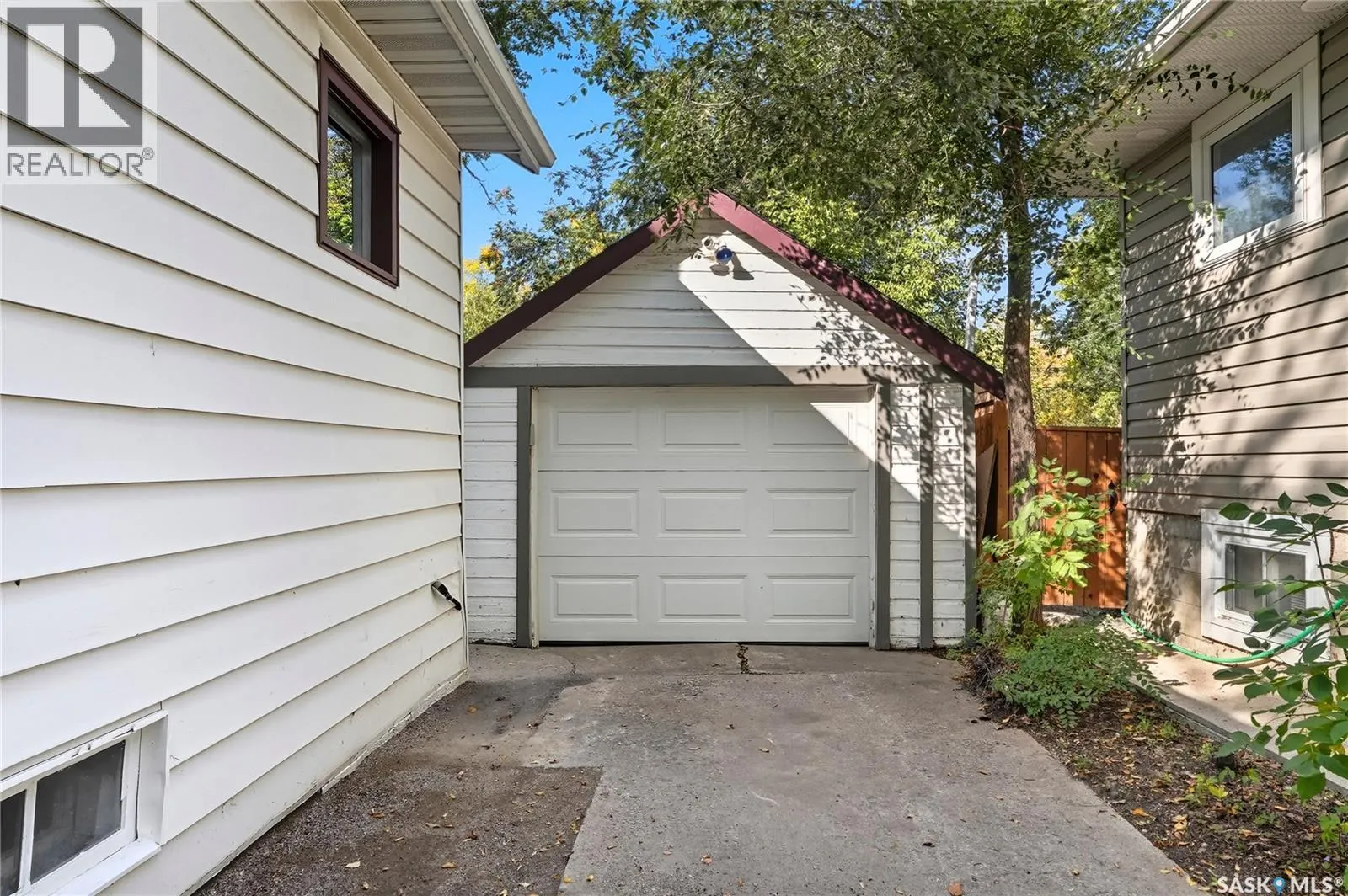114 107th STREET W