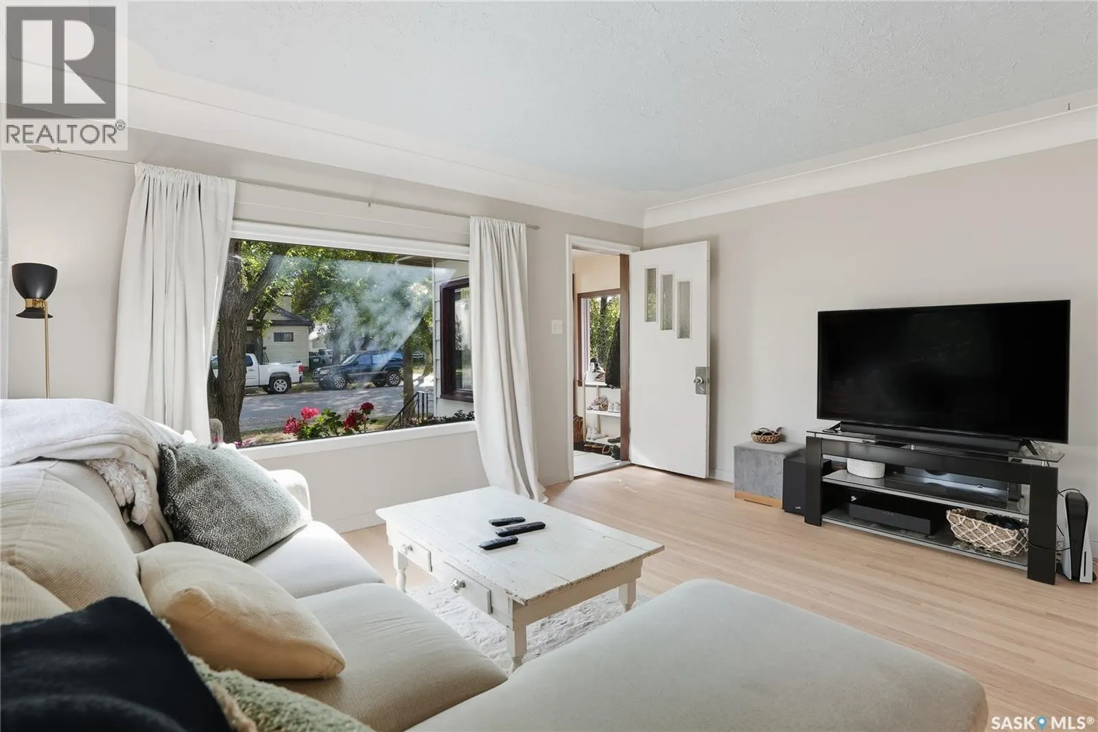114 107th STREET W