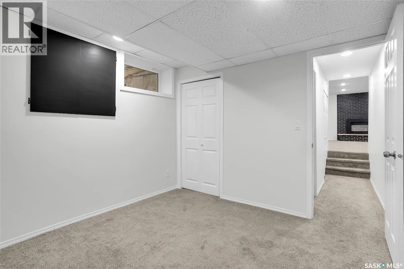 791 Lenore DRIVE