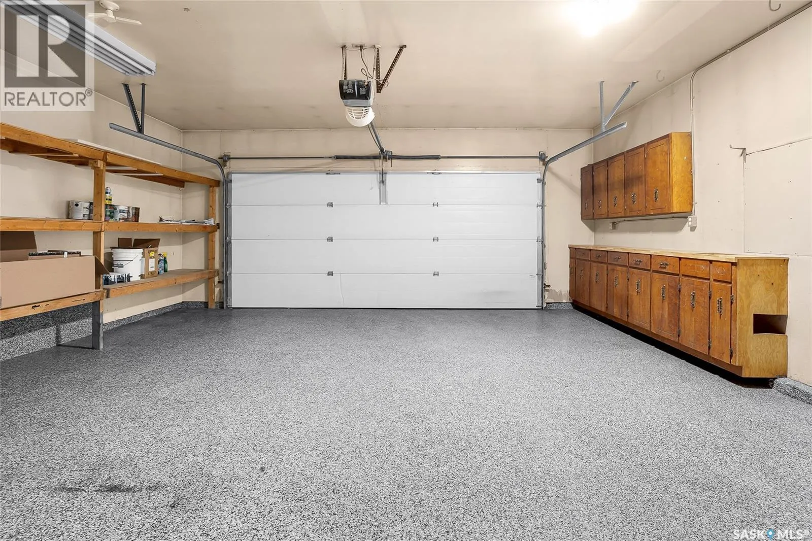 791 Lenore DRIVE