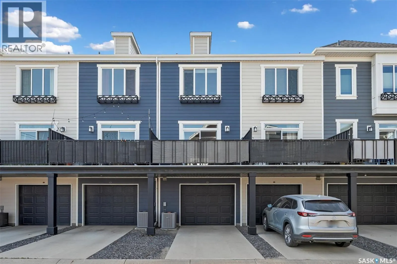 731 Meadows BOULEVARD