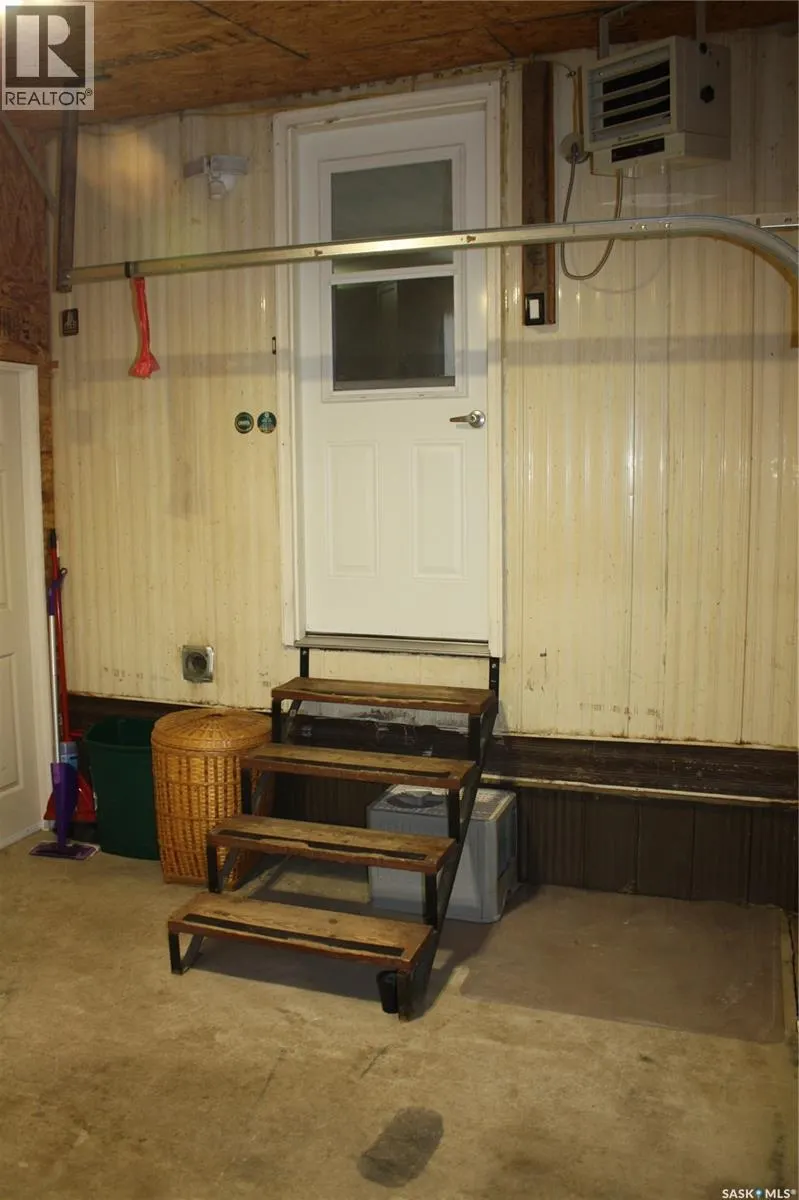 Warkentin Acreage