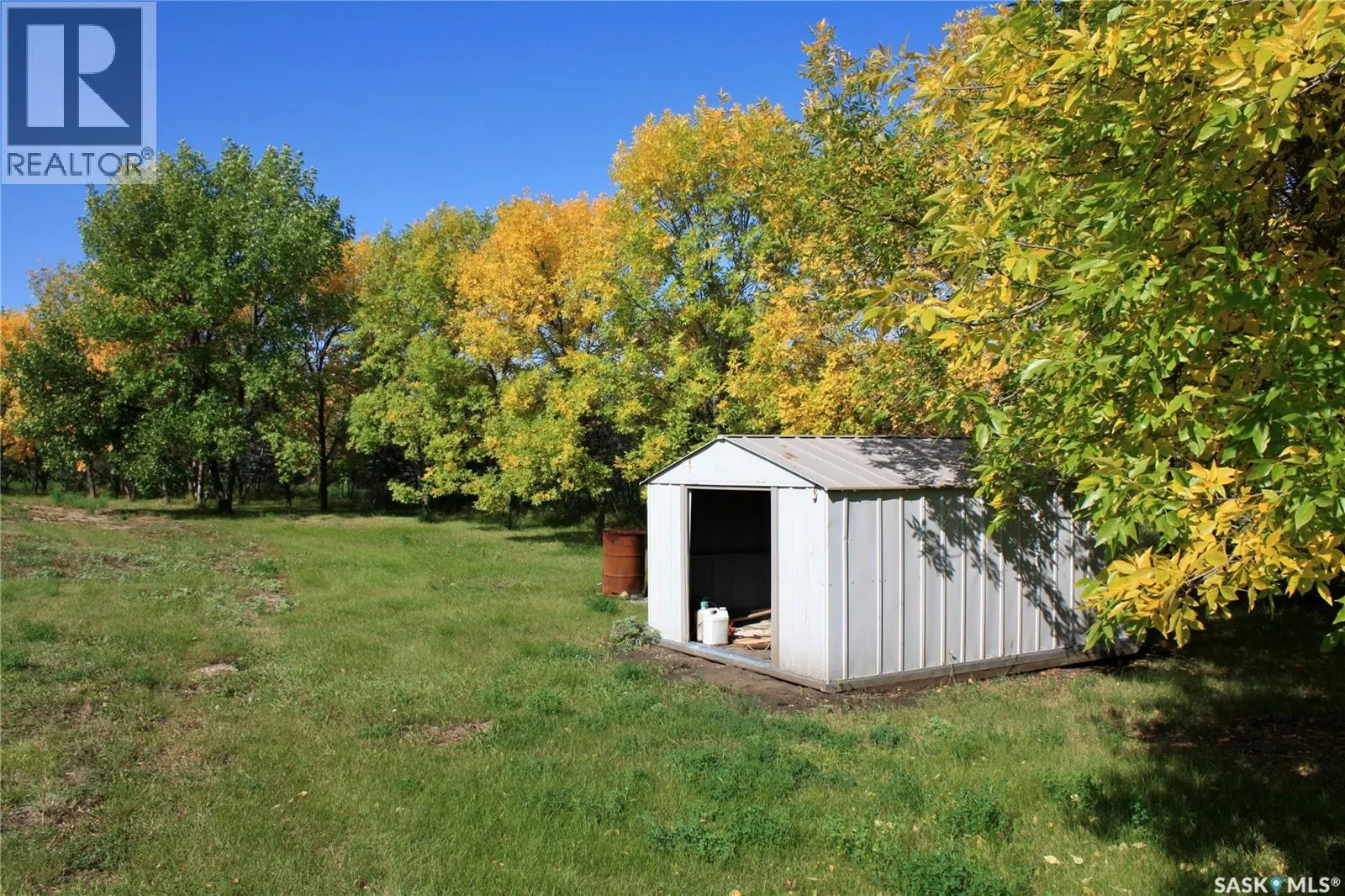 Warkentin Acreage