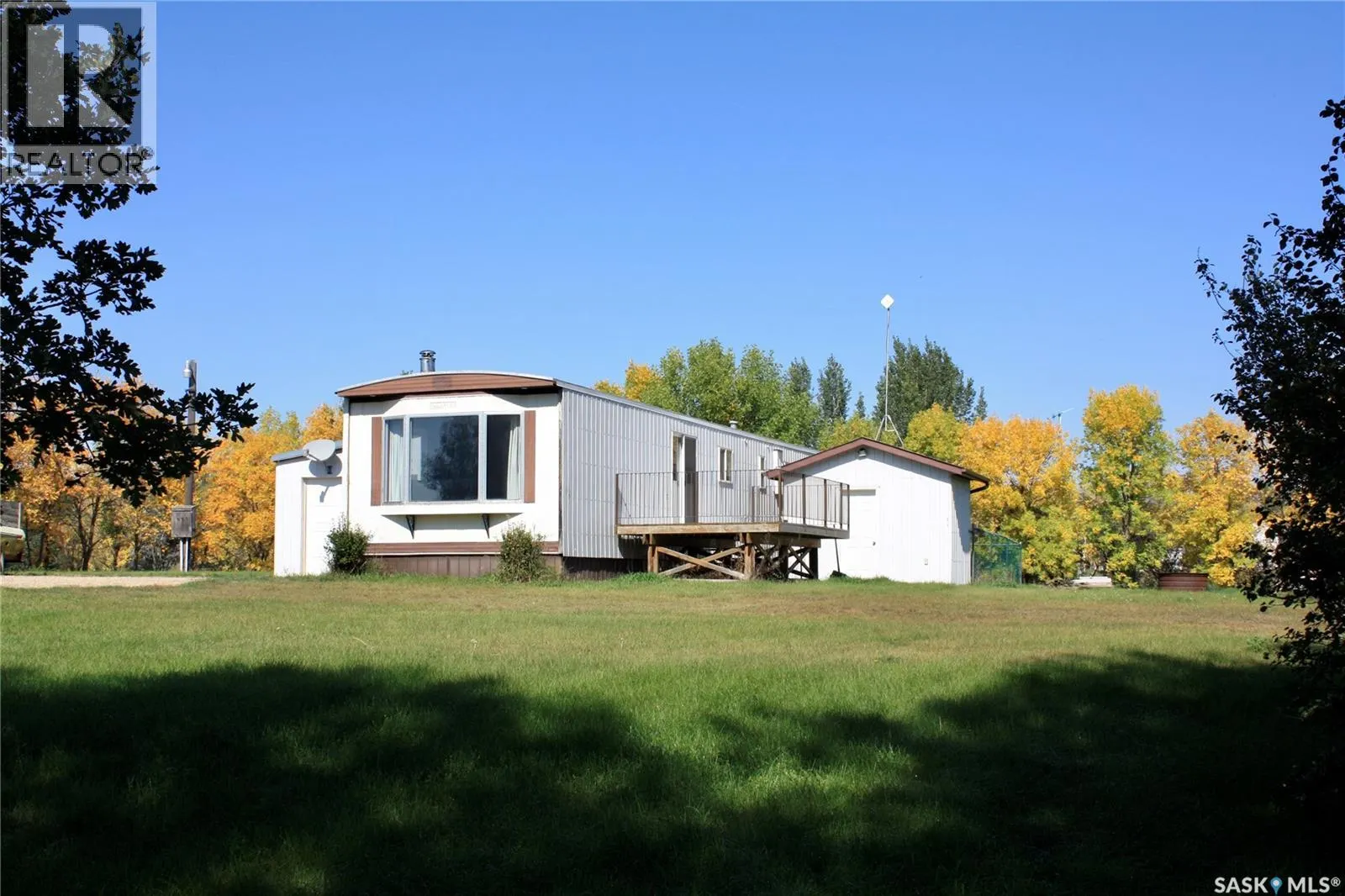 Warkentin Acreage