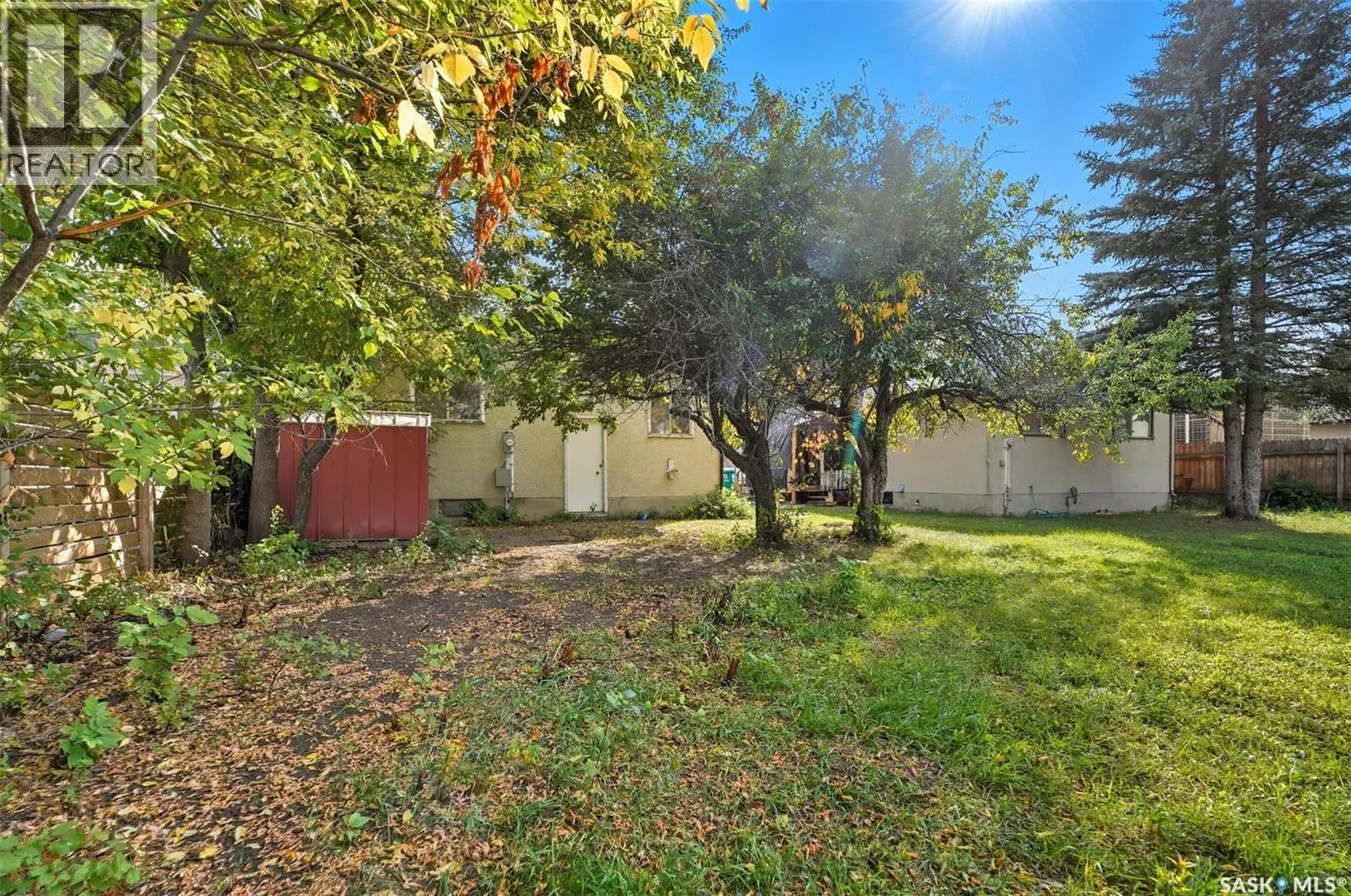 62 Dominion CRESCENT