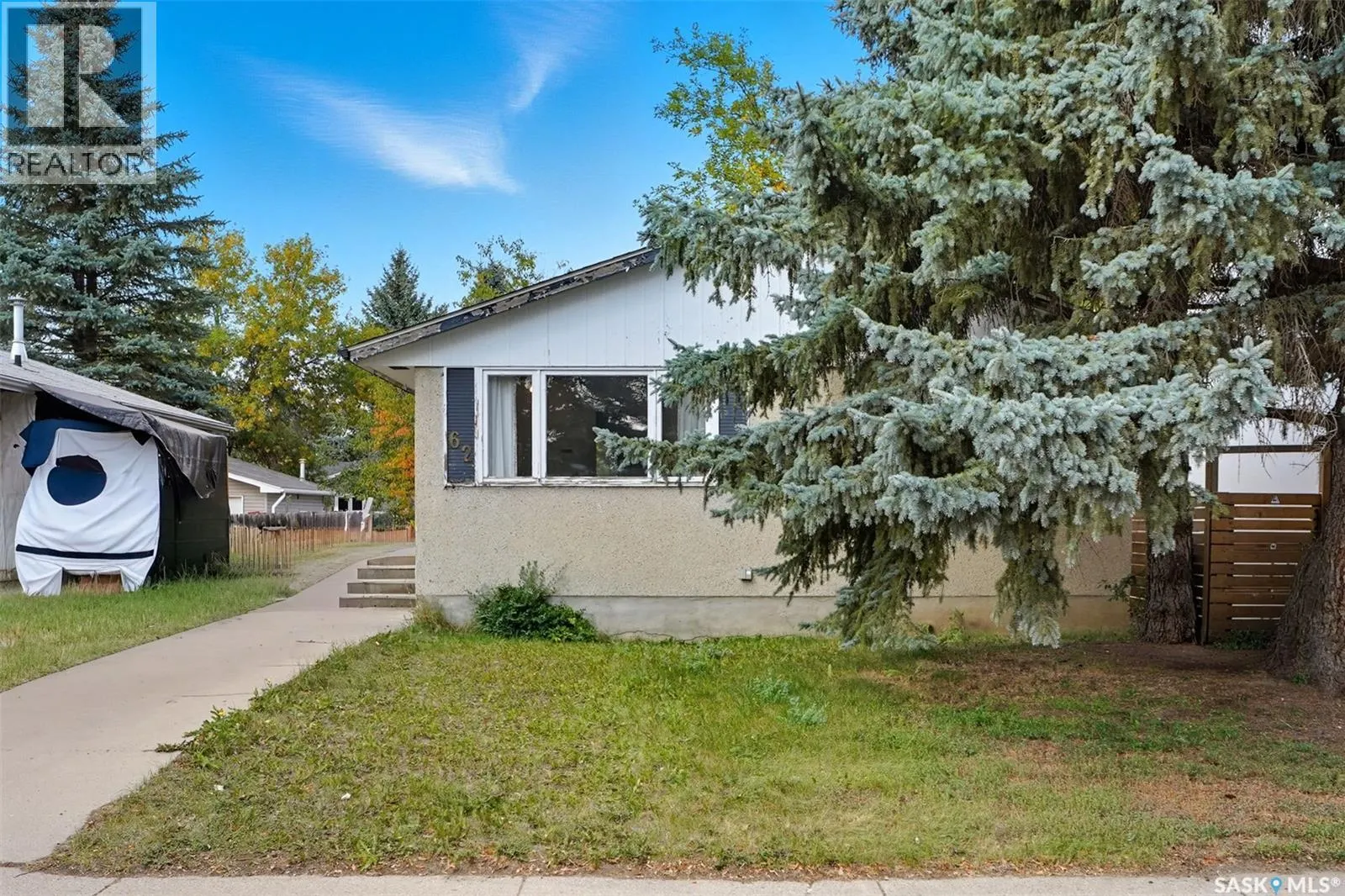 62 Dominion CRESCENT