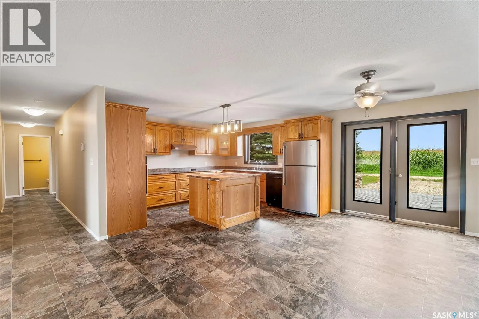 14 Poplar DRIVE