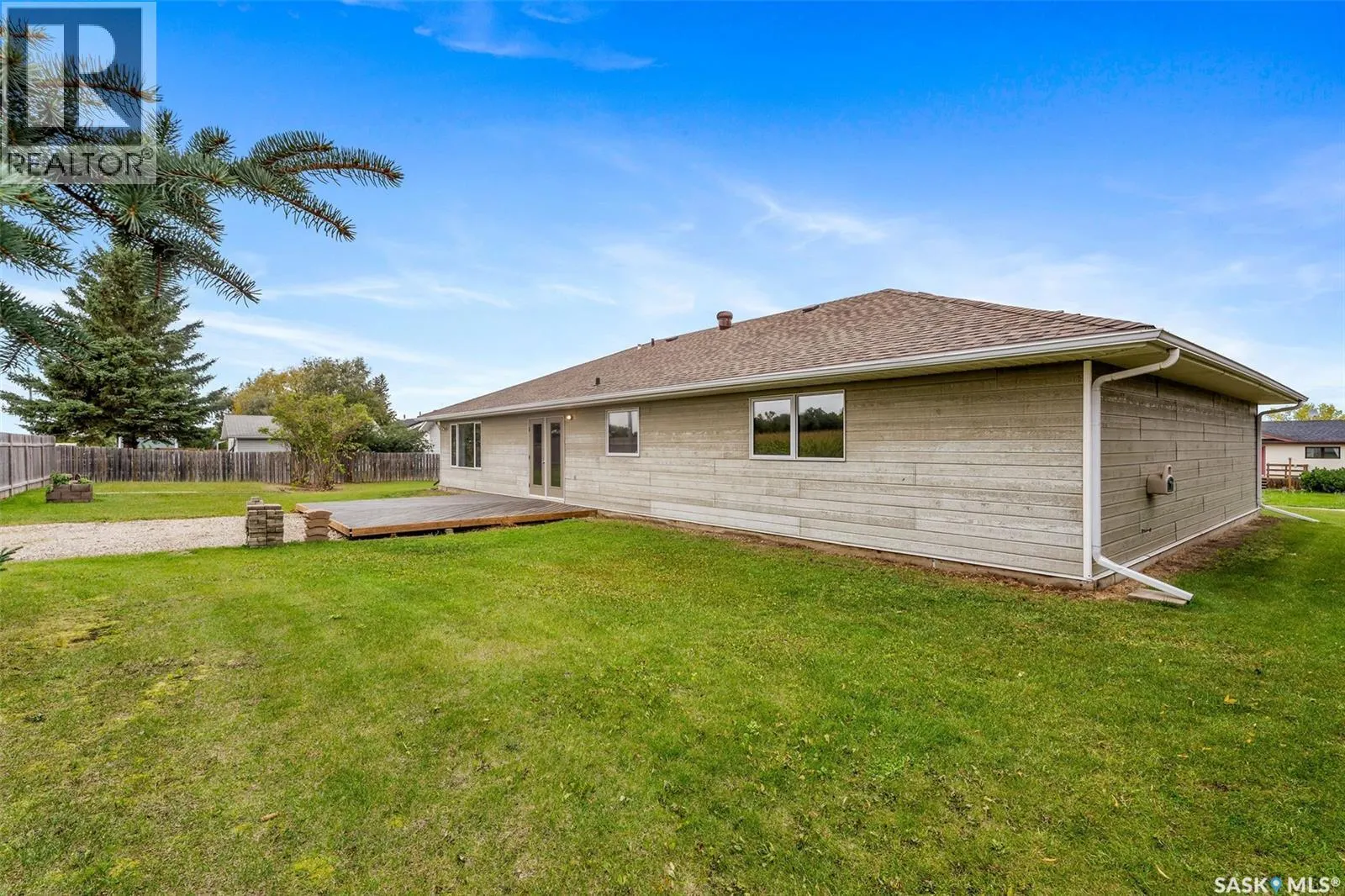 14 Poplar DRIVE
