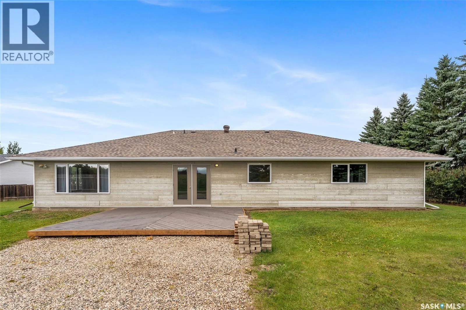 14 Poplar DRIVE