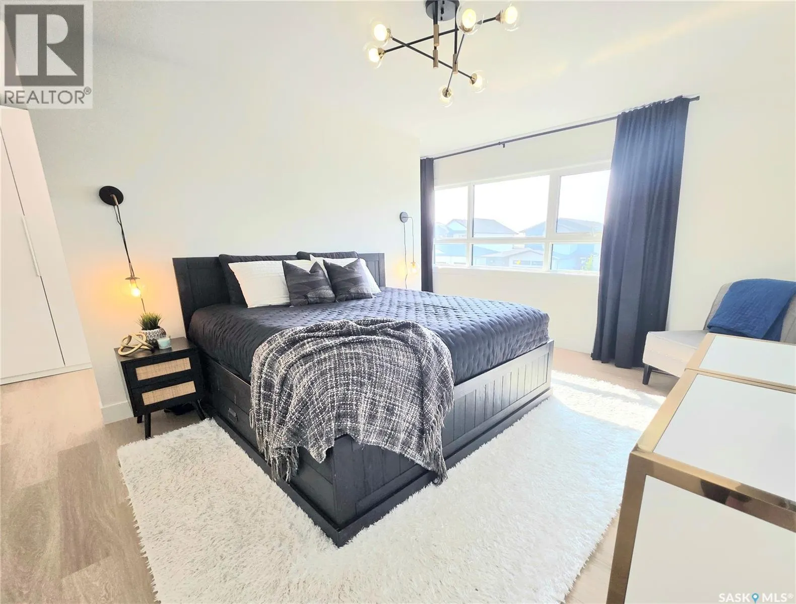 443 Woolf BEND
