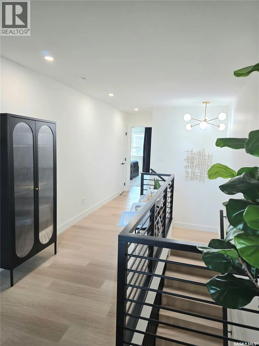 443 Woolf BEND
