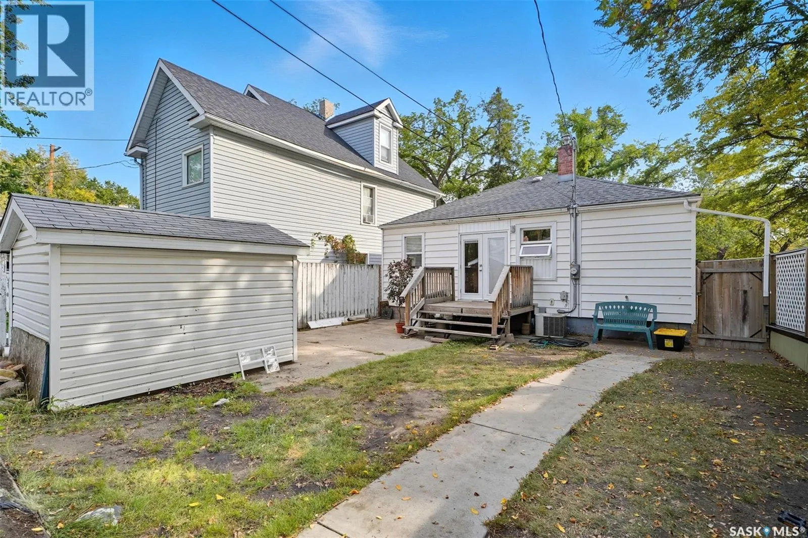 650 Spadina CRESCENT W