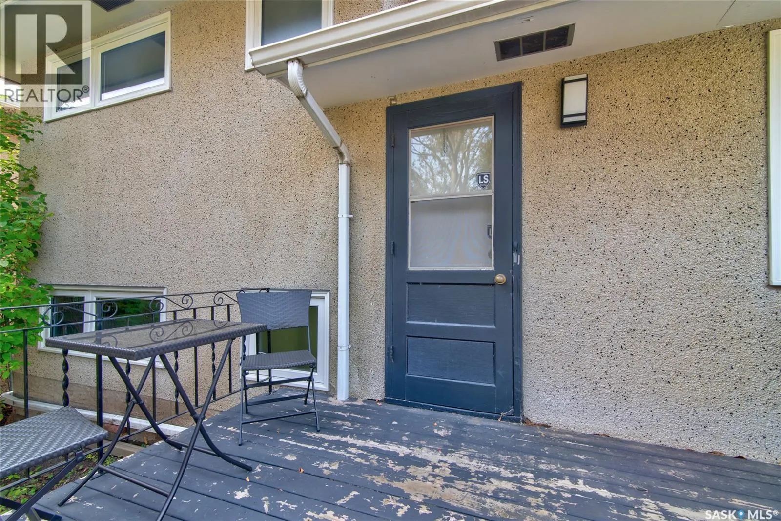 130 Walden CRESCENT