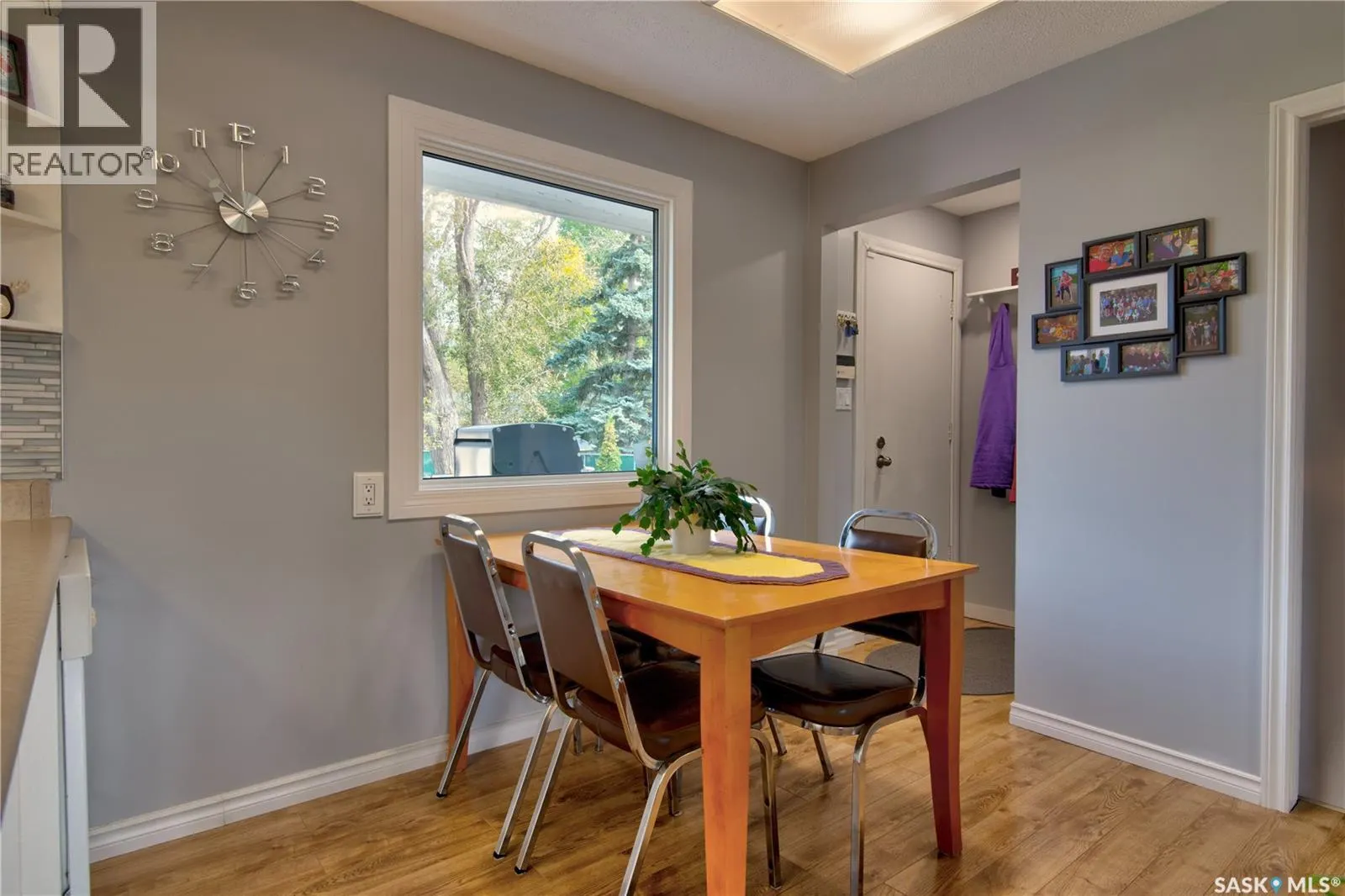 130 Walden CRESCENT