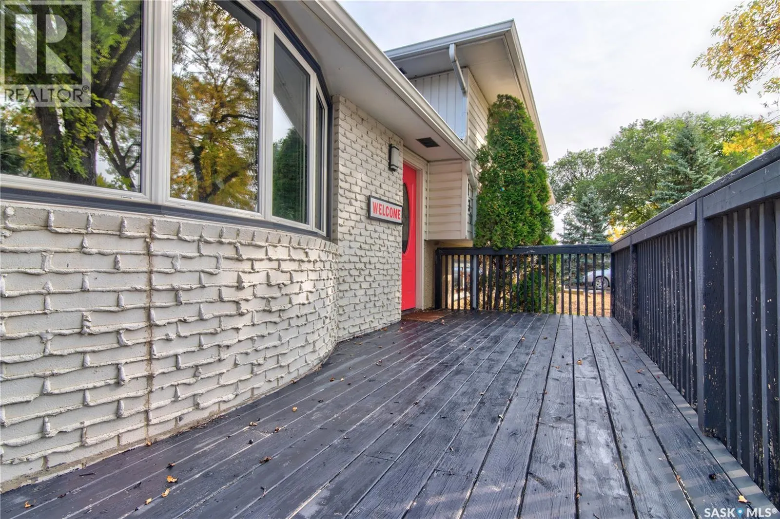 130 Walden CRESCENT