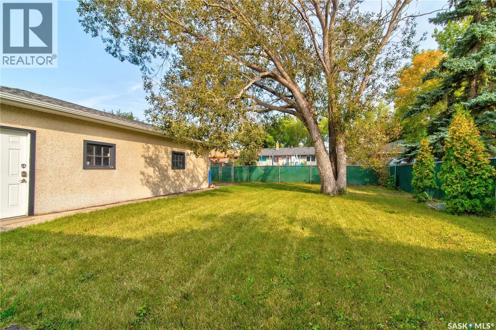 130 Walden CRESCENT