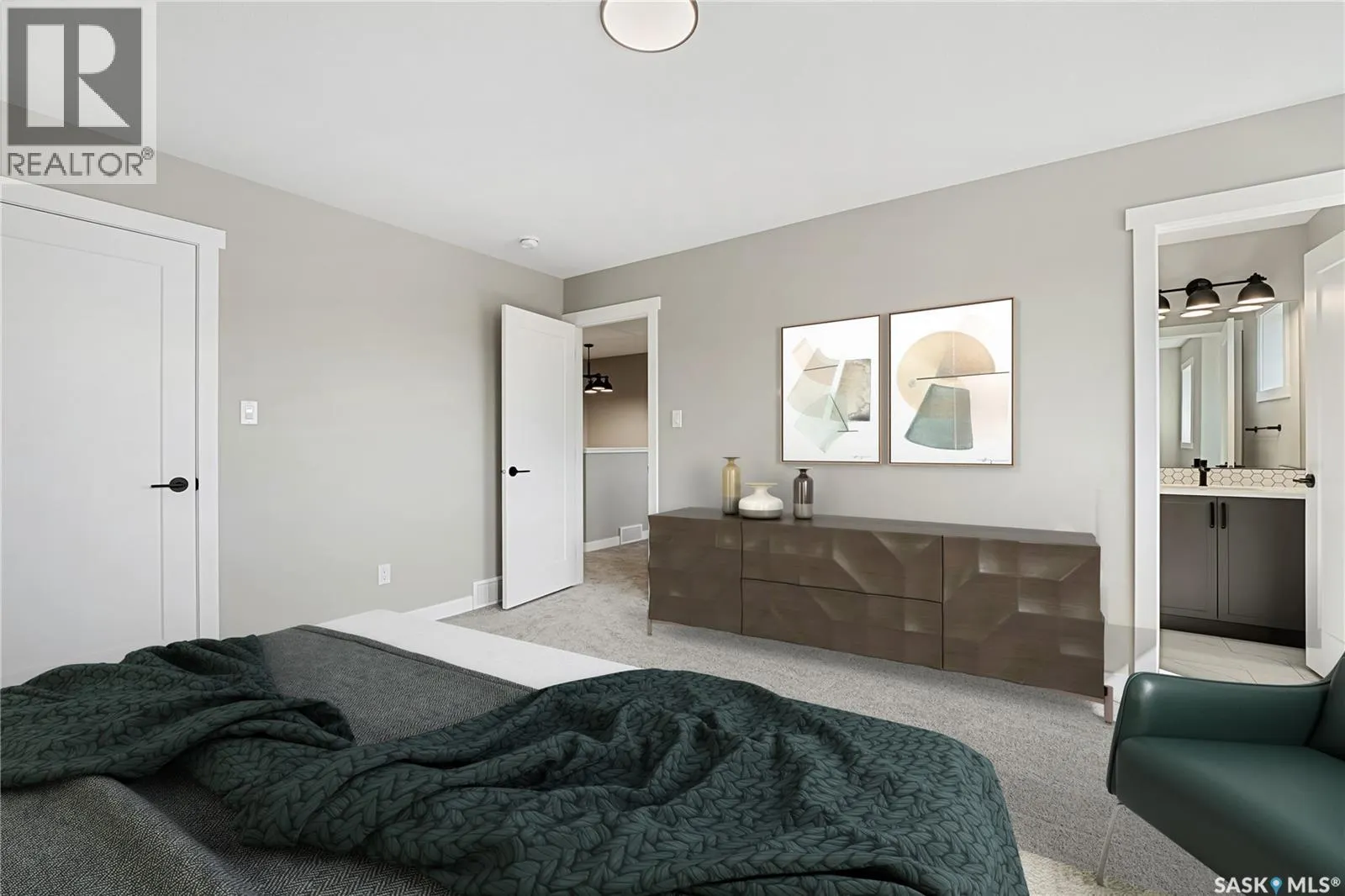 2901 Welby WAY