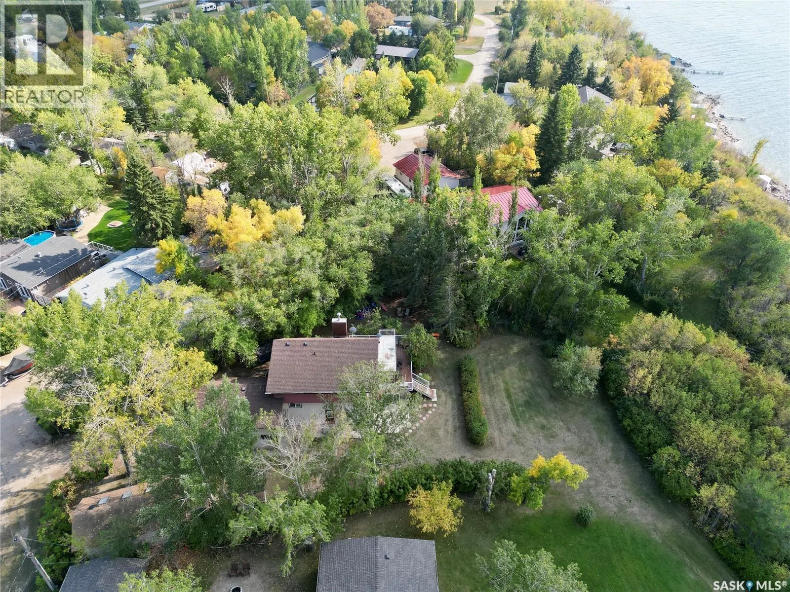 156 Lakeview DRIVE