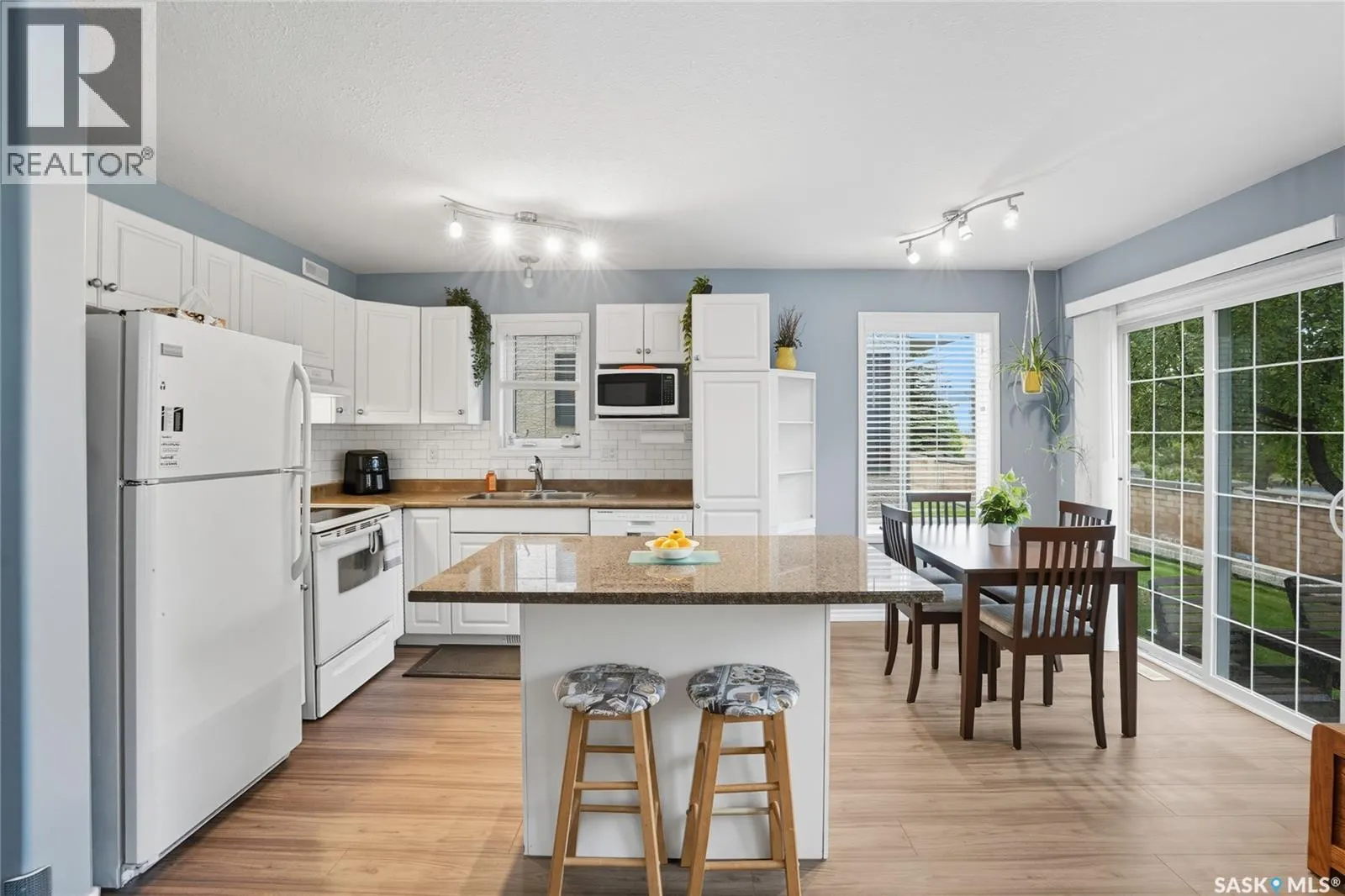 17 103 Banyan CRESCENT