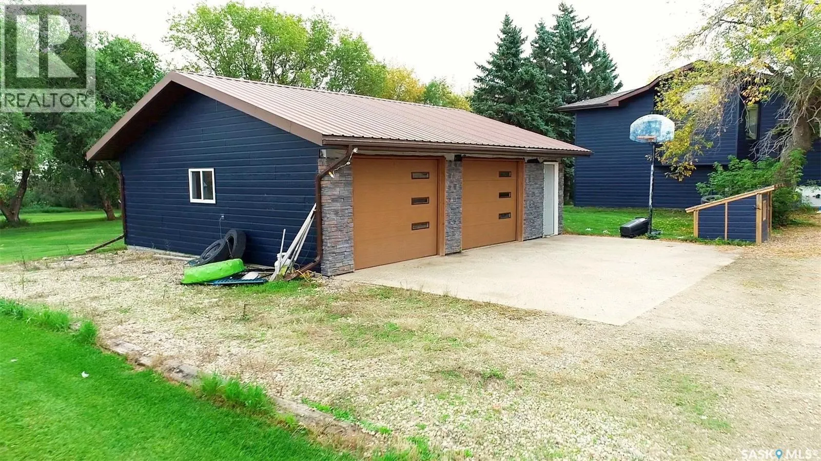 Minutes to Melfort 6.77 ac Acreage