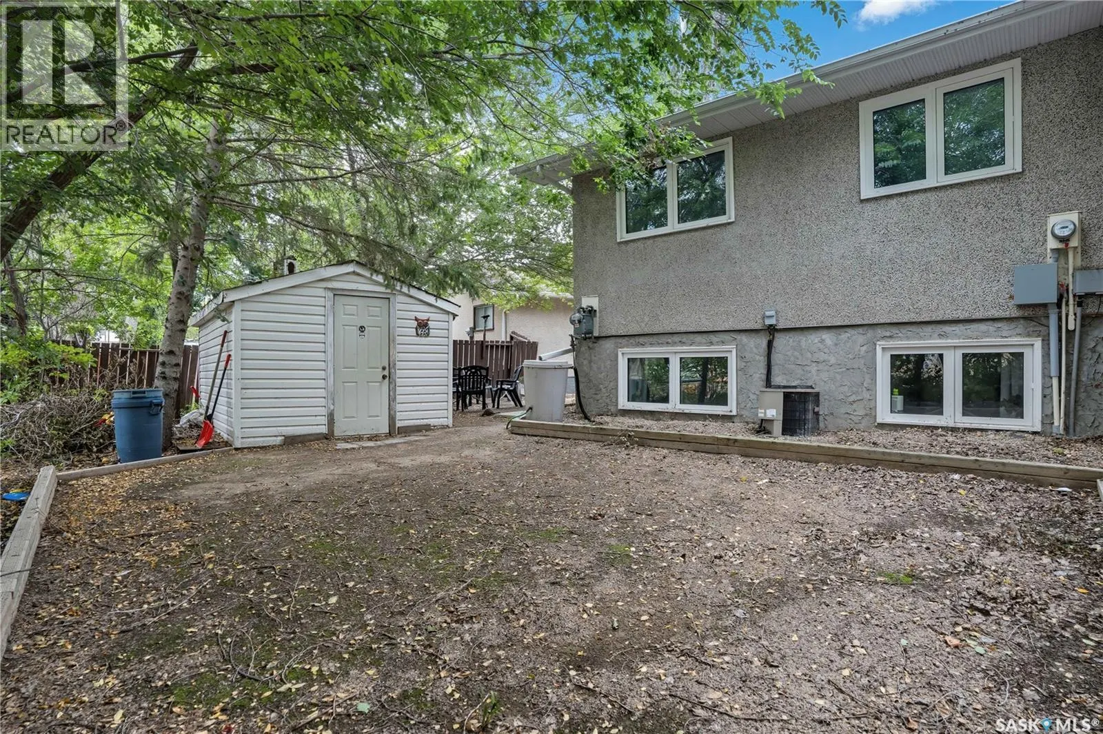 18 Lawrie BAY