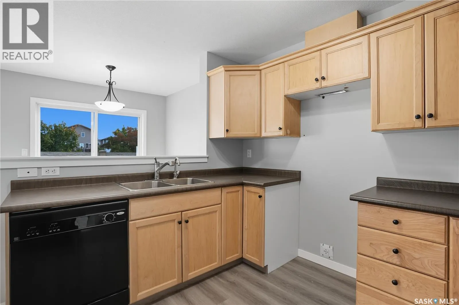13 4101 Preston CRESCENT