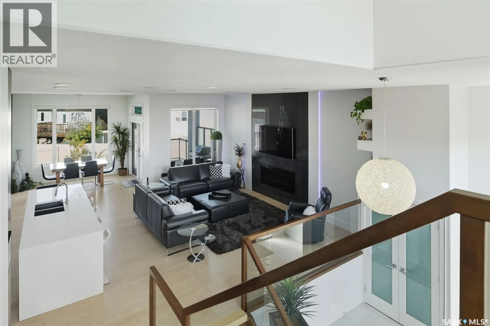 125 Gillies BAY