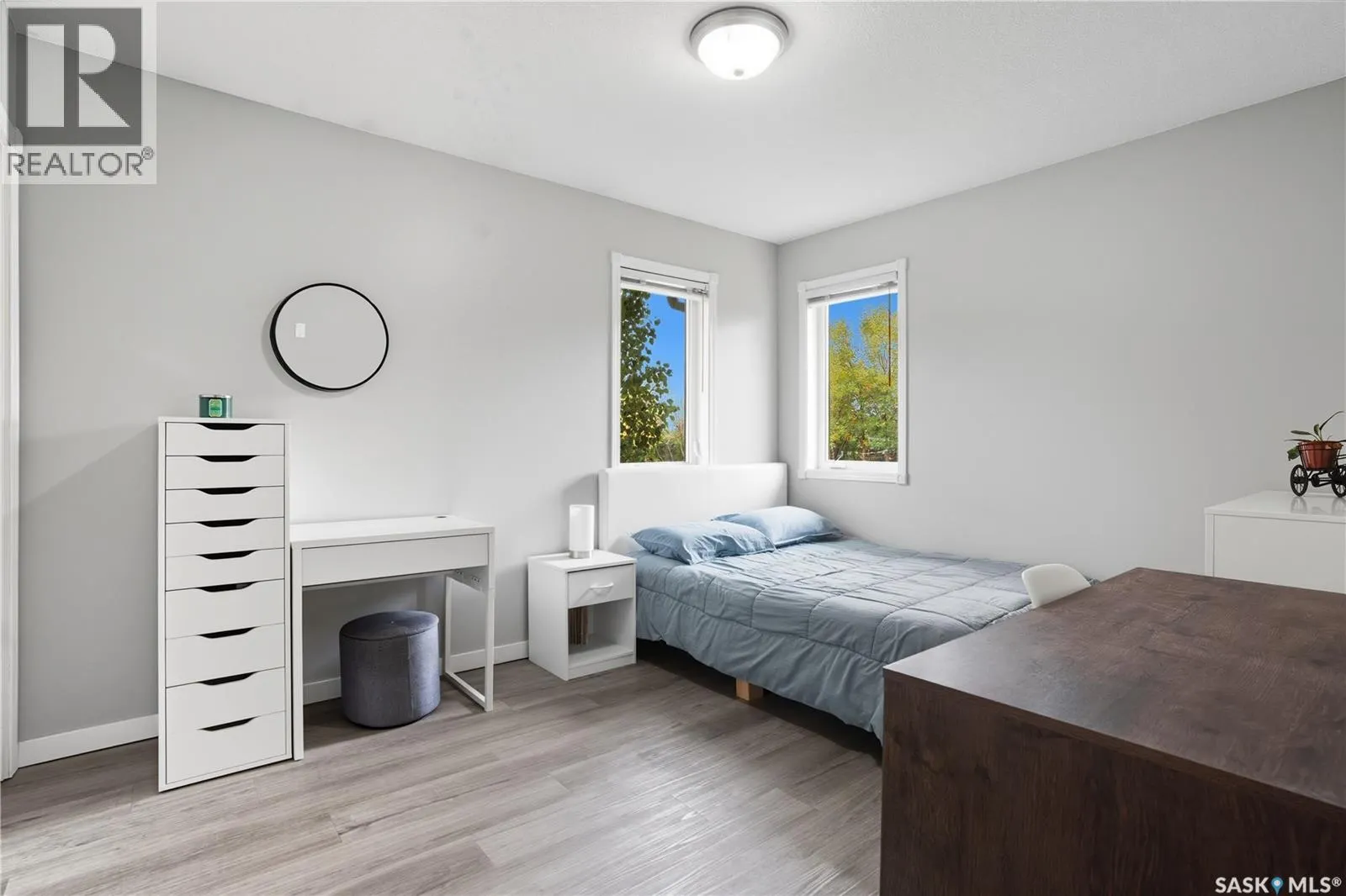 35 Dawn ROAD