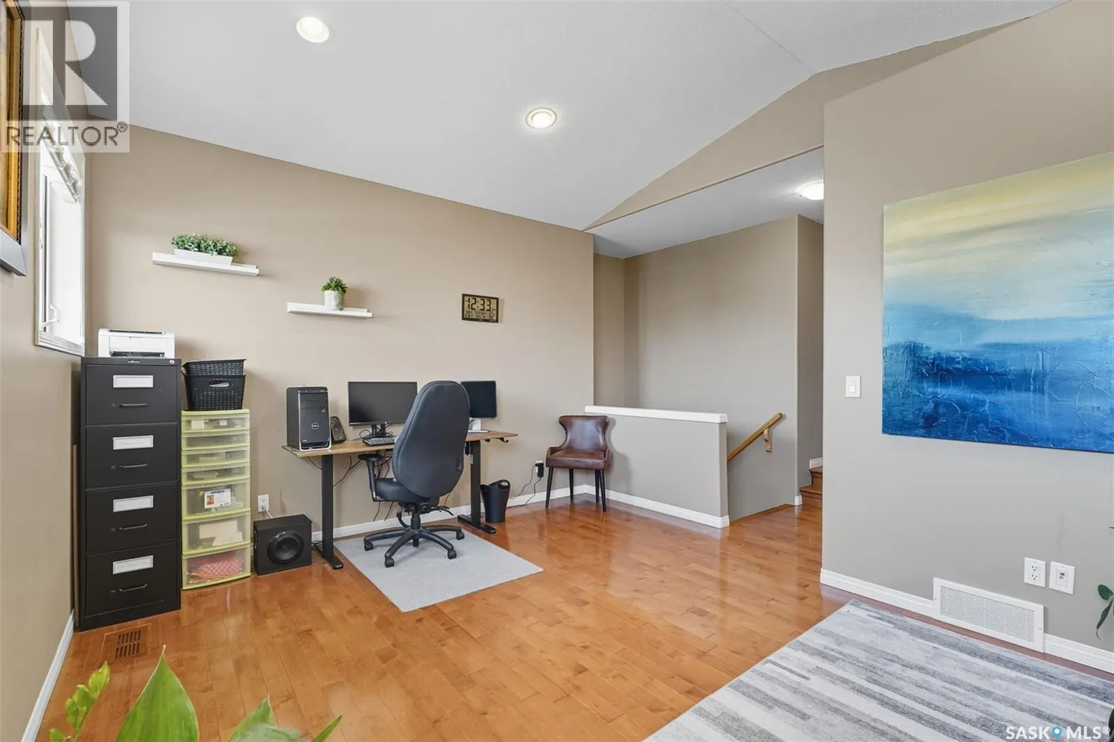 206 Martin CRESCENT