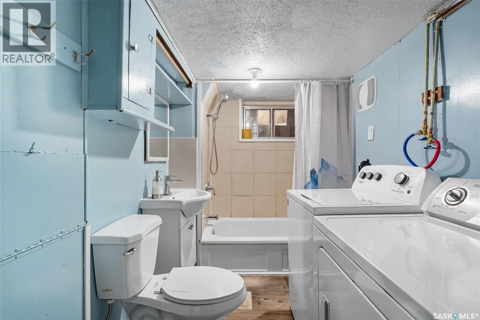 2123 20th STREET W