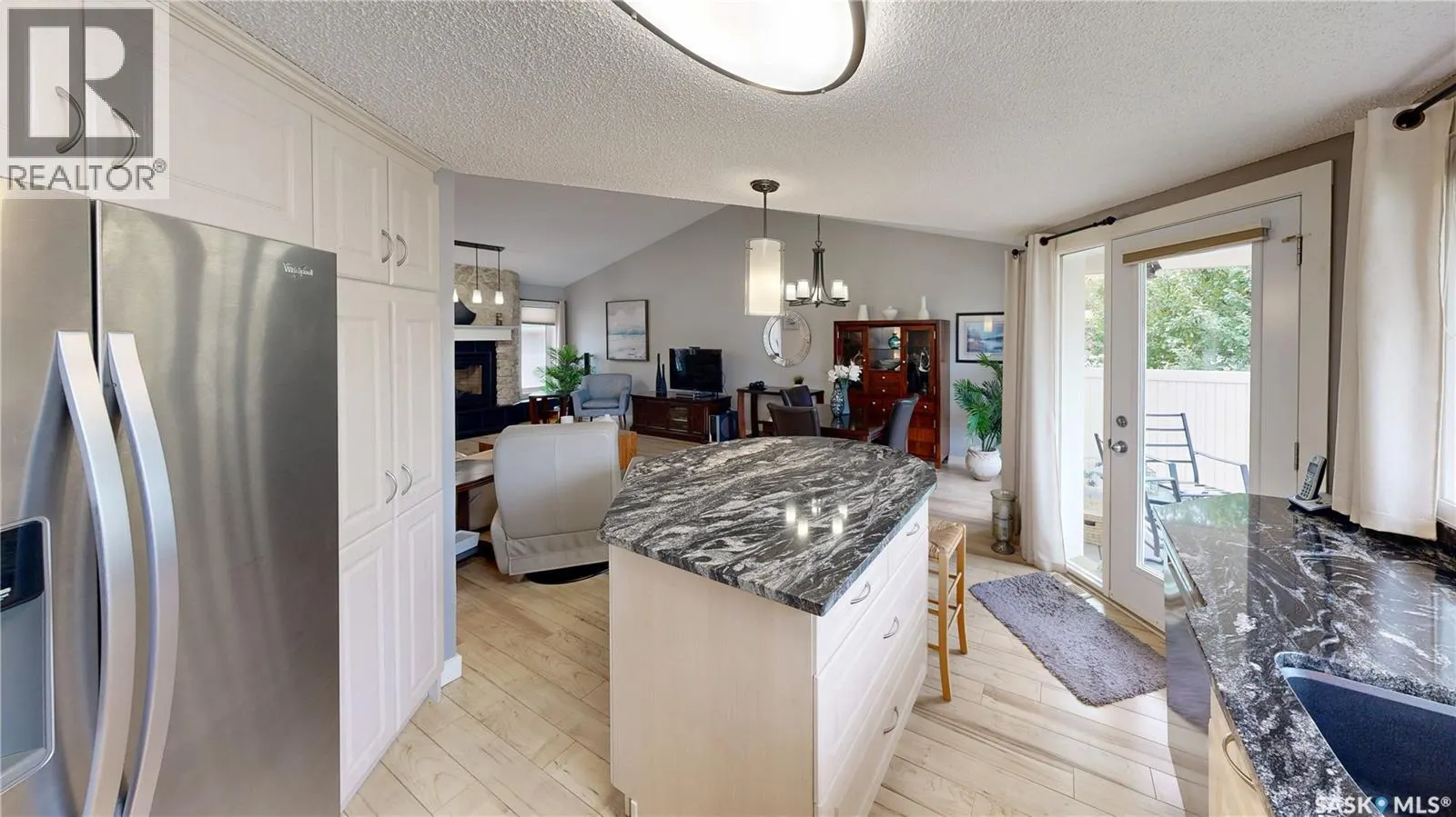 2842 AUDETTE BAY E