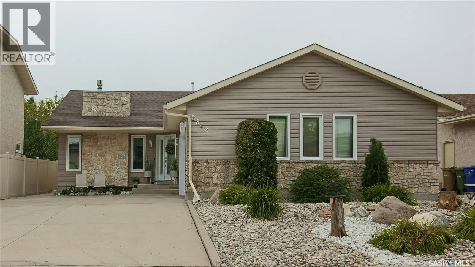 2842 AUDETTE BAY E