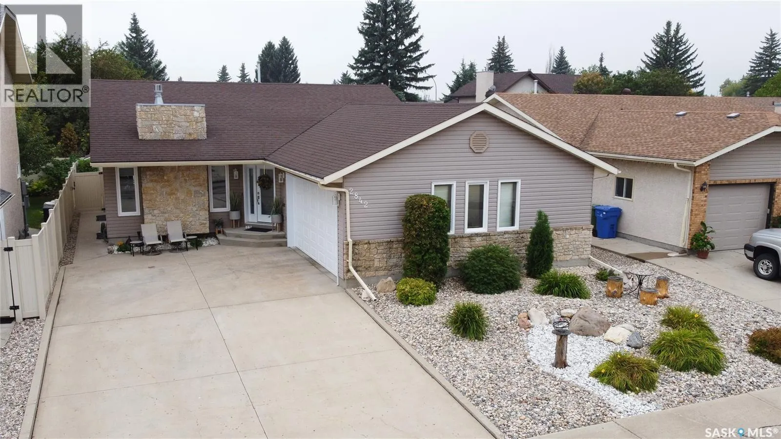2842 AUDETTE BAY E