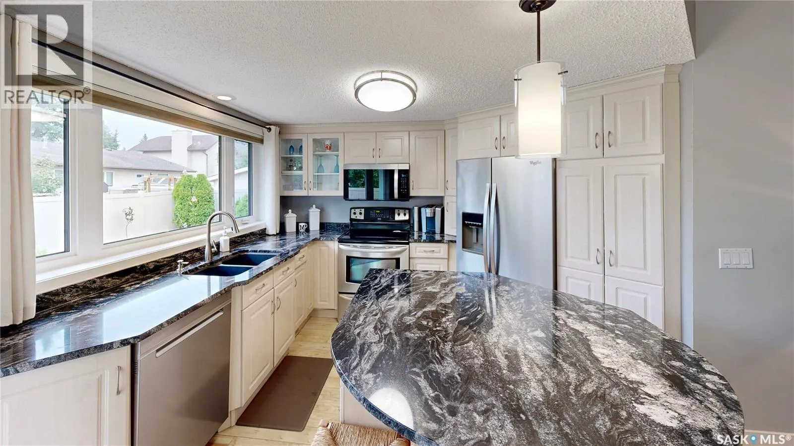 2842 AUDETTE BAY E