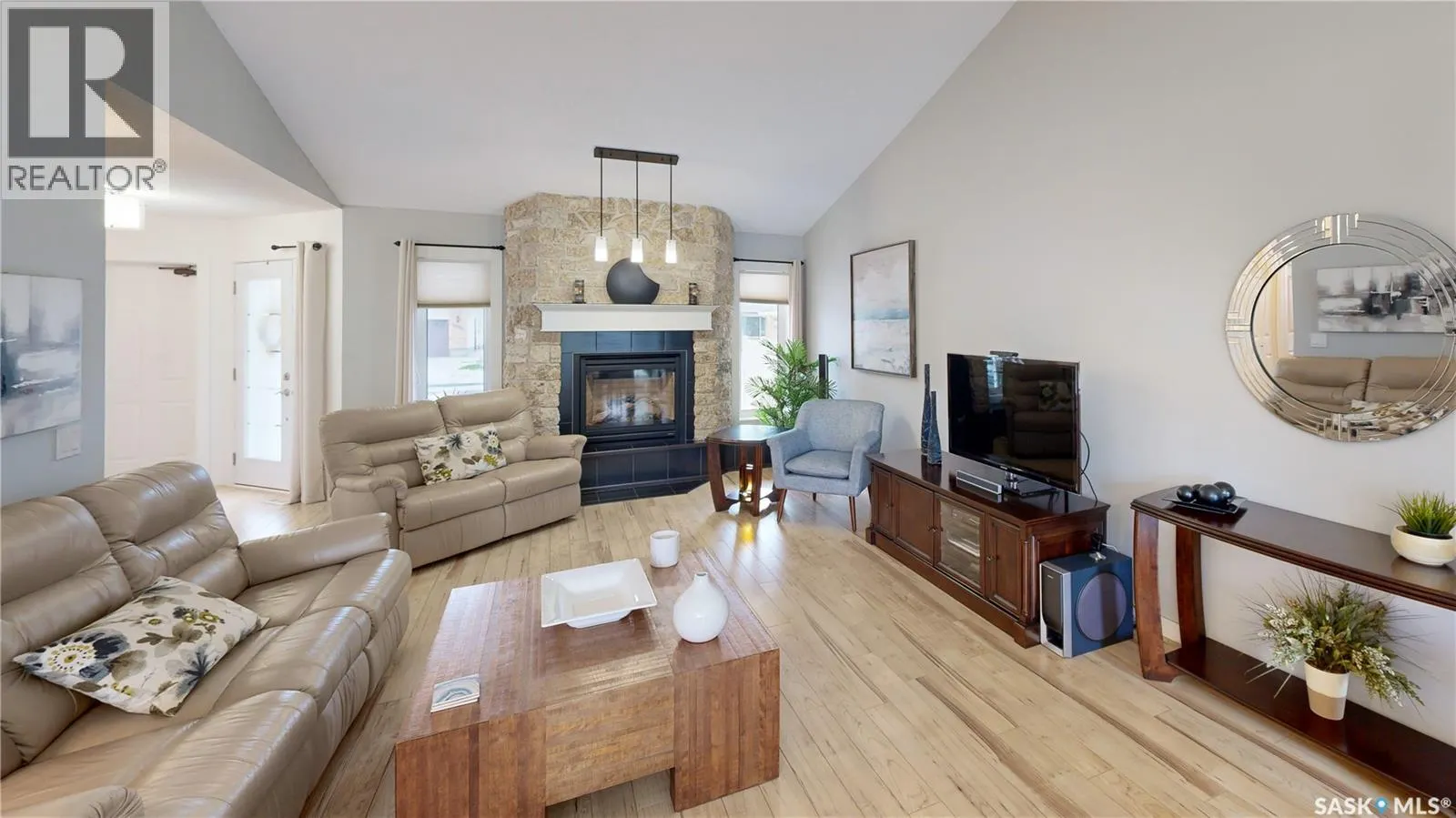 2842 AUDETTE BAY E