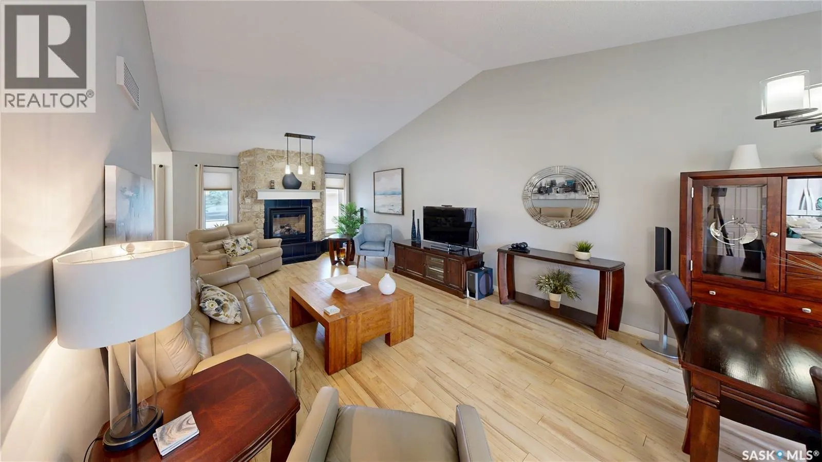 2842 AUDETTE BAY E