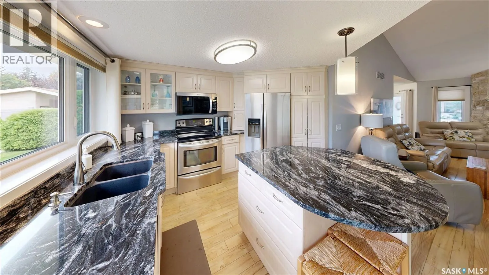 2842 AUDETTE BAY E
