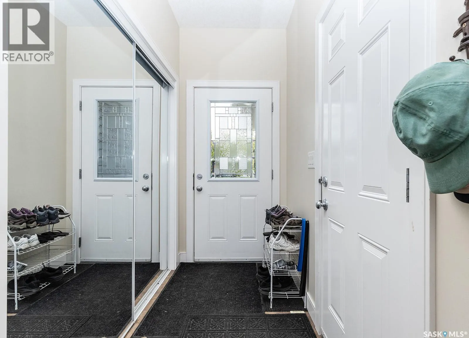 2 3214 11th STREET W