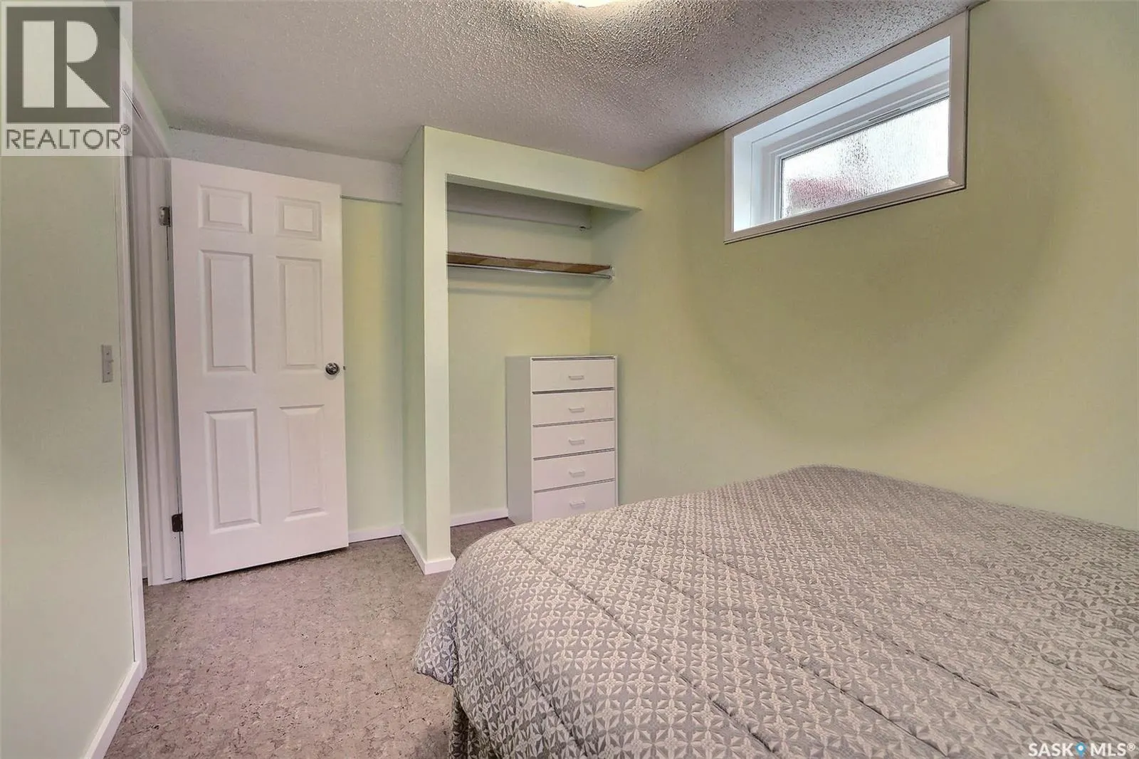 50 Selby CRESCENT