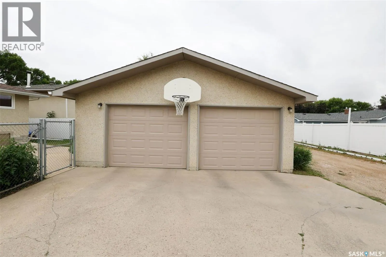 50 Selby CRESCENT