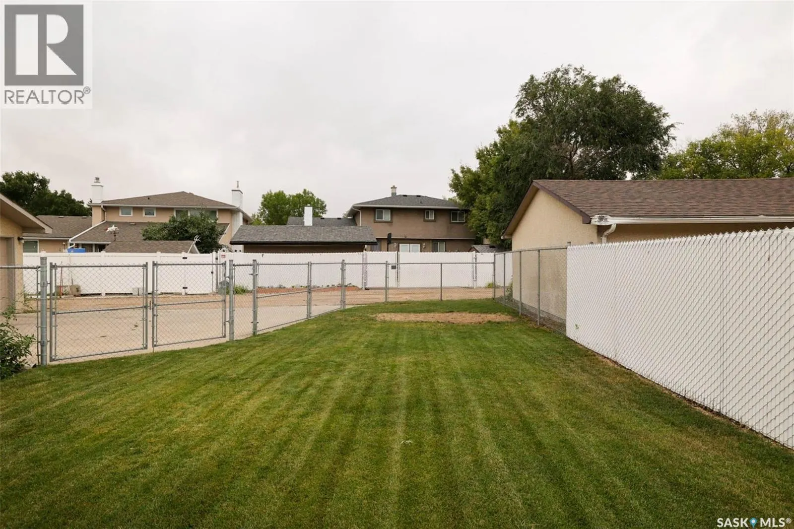 50 Selby CRESCENT